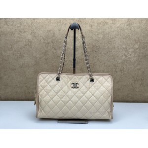 CHANEL A66806 FRENCH RIVIERA ZIP SHOPPING TOTE